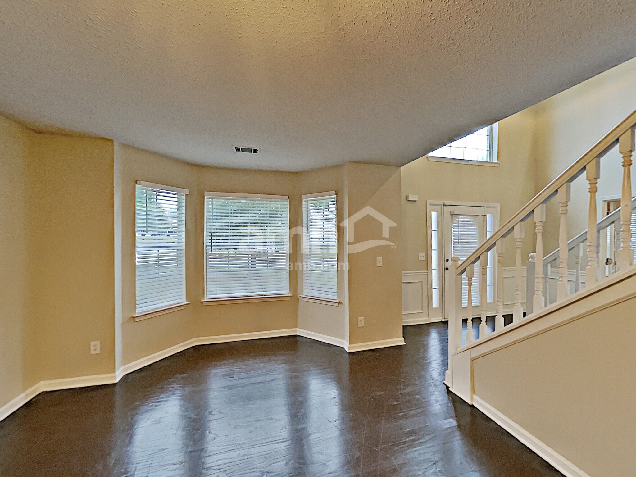 Building Photo - 104 MacBeth Dr