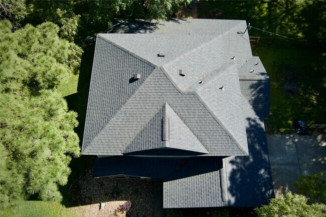 Building Photo - 25401 Hunting Trail