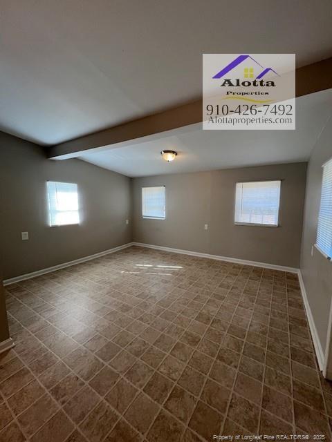 Building Photo - 3662 Golfview Rd