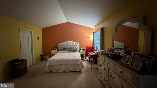 Building Photo - 506 Quincy St