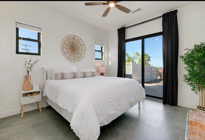 Primary bedroom - 1708 1/2 Sunrise Dr