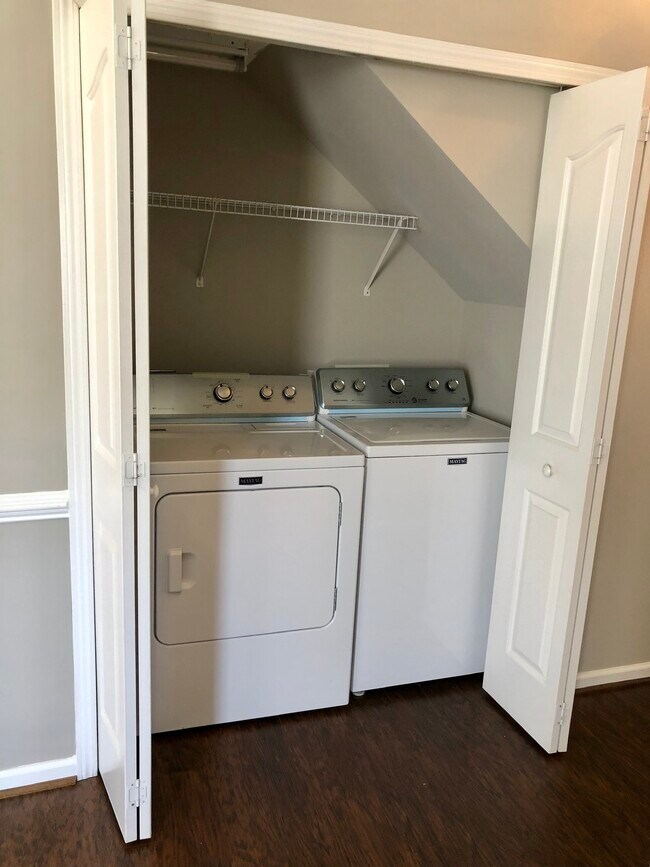 Building Photo - 58 Sikes Cir