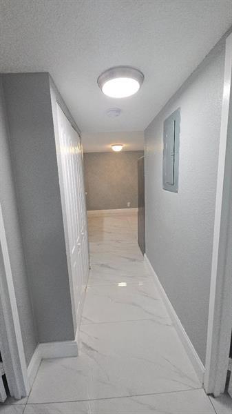 Building Photo - 3000 Riverside Dr