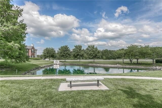 Building Photo - 11610 Tomahawk Creek Pkwy