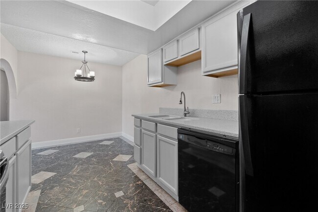Building Photo - 5262 Osman Ct