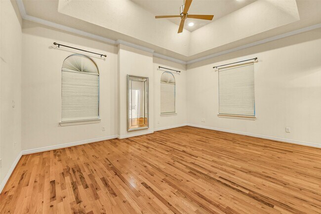 Building Photo - 3030 Orchard Ct
