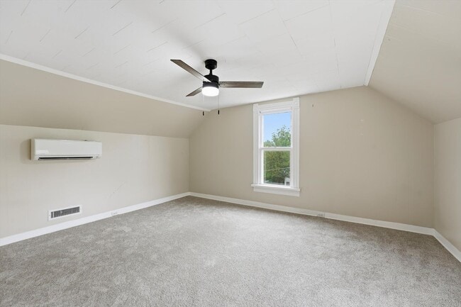 Building Photo - Athens 37303 - Charming 1902 Home Available Now! 3 Bedrooms, 2 Full Baths with a 1-Car Garage - C...