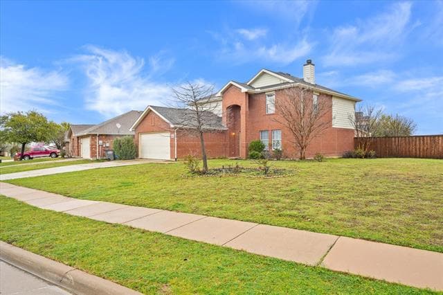 Building Photo - 2743 Hacienda Lake Dr