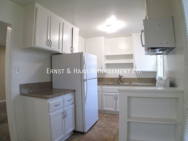 Building Photo - Lovely 1 Bedroom Apartment in Prime Bixby ...