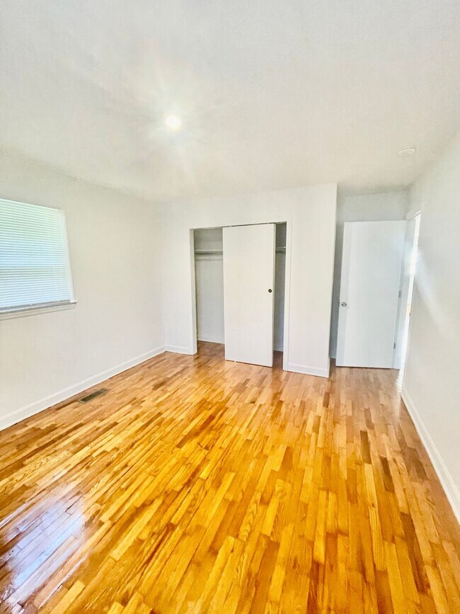 Building Photo - Newly renovated  3 bedroom 1 bath brick ranch home sitting on a large lot and on a quiet street i...