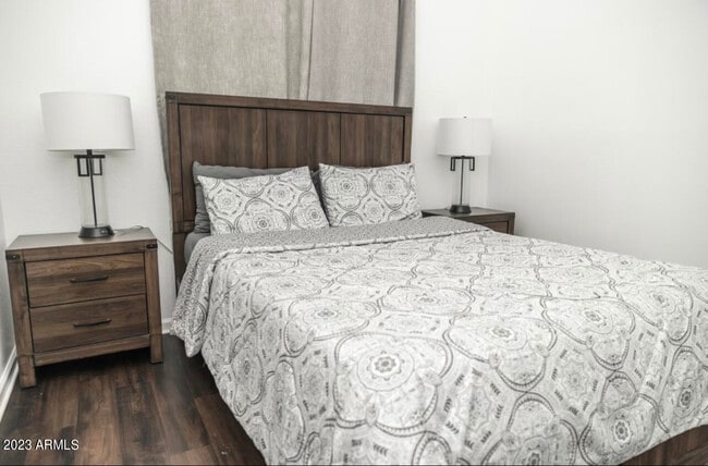 Building Photo - 6427 W Wethersfield Rd