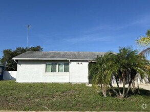 Building Photo - "Updated 3-Bed, 2-Bath home near Highland ...