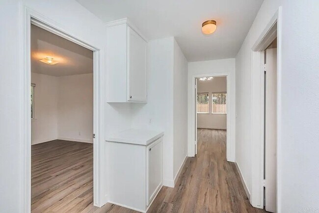 Building Photo - 1167 Meadow Lake Dr