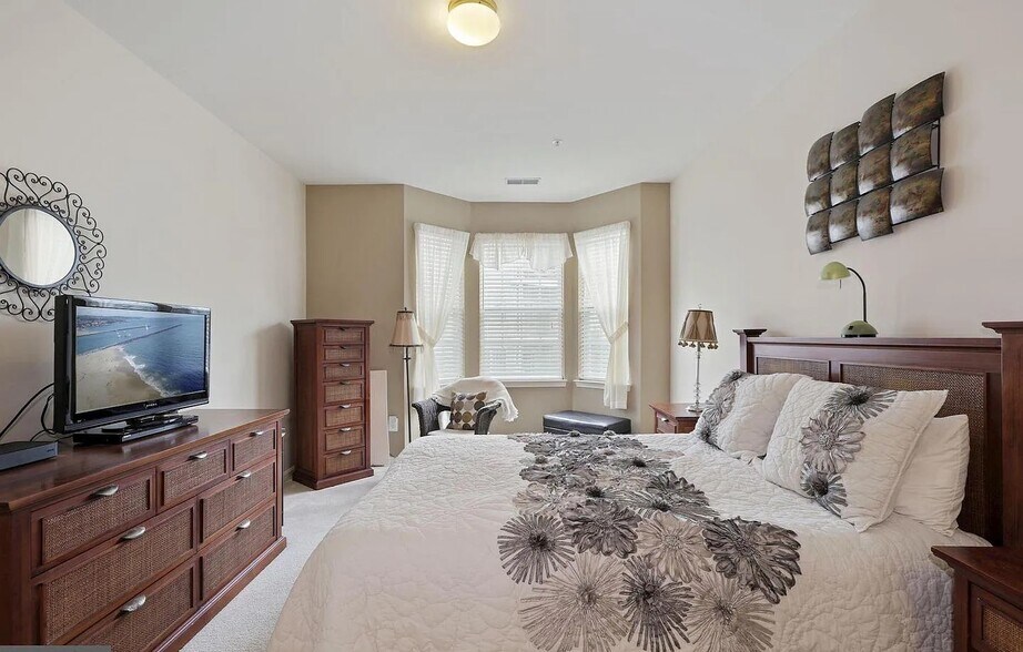 Building Photo - 1972 Scotts Crossing Way