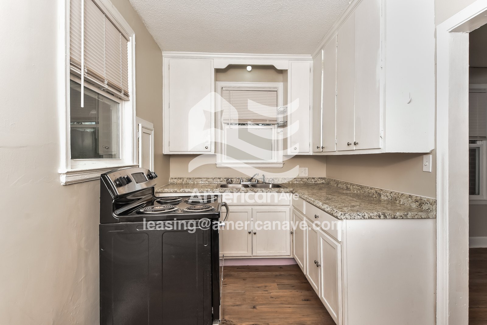 Building Photo - 3028 Richfield Dr