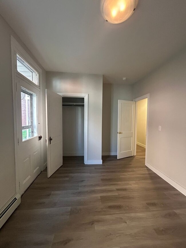 Building Photo - 1015 Chestnut St