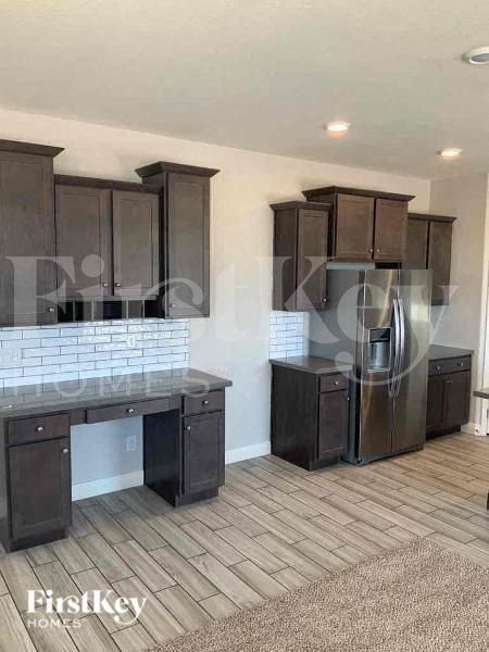 Building Photo - 11458 S 176th Dr