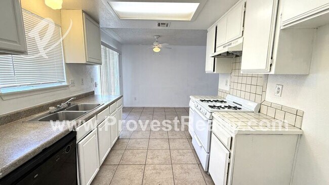 Building Photo - 20236 Pawhuska Rd