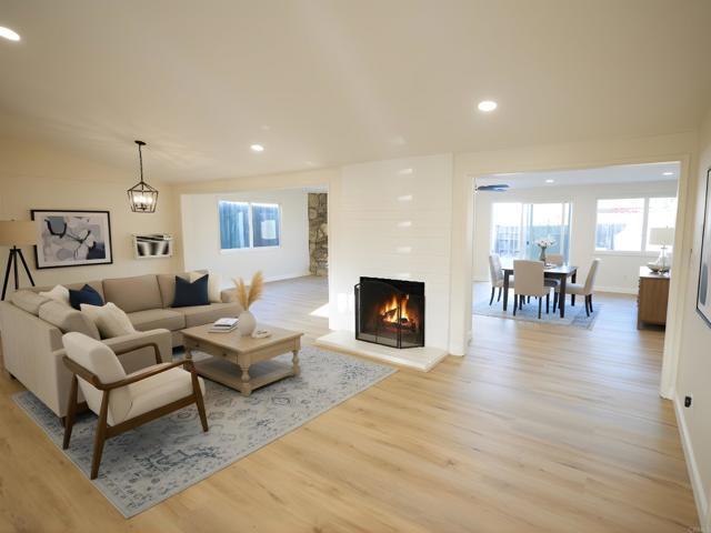 Building Photo - 2567 Monette Dr