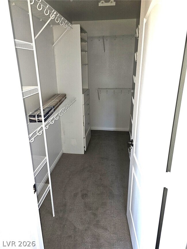 Building Photo - 1135 Paradise Vista Dr