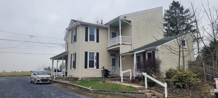 Building Photo - 2 bedroom home in Manheim township