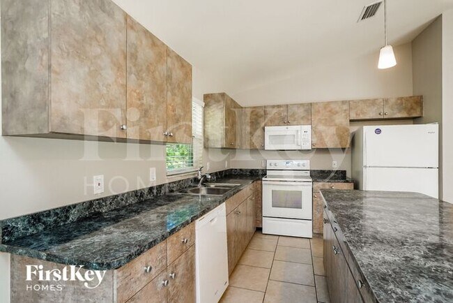 Building Photo - 6109 Higgins Ave