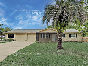 Building Photo - 5509 Indiana Dr