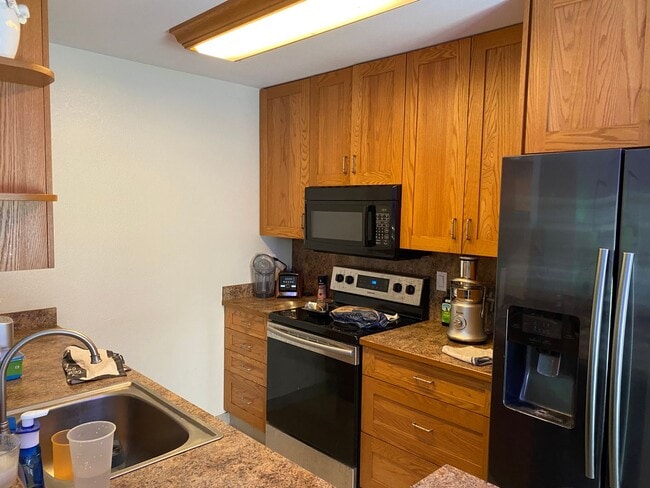 Building Photo - South Pointe Kihei Two Bedroom