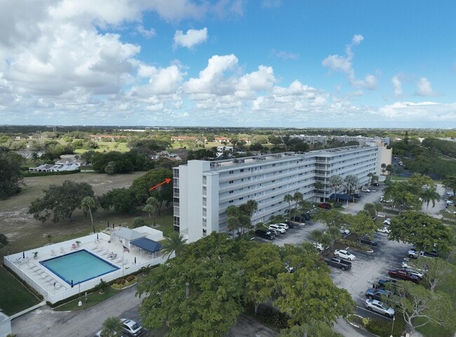 Building Photo - 6161 NW 2nd Ave