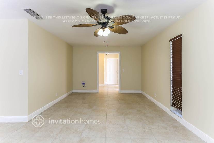 Building Photo - 12758 Guilford Cir