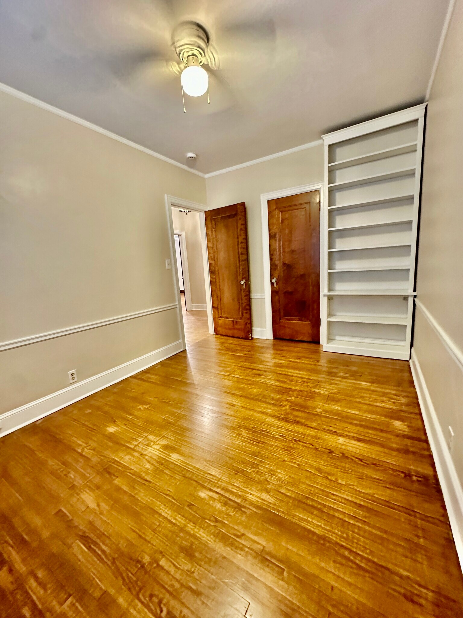 Building Photo - 3540 Irving Ave S