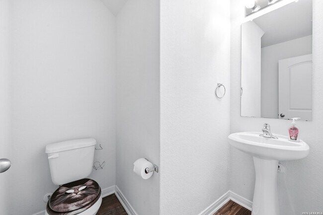 Building Photo - 12366 Kirshner Way