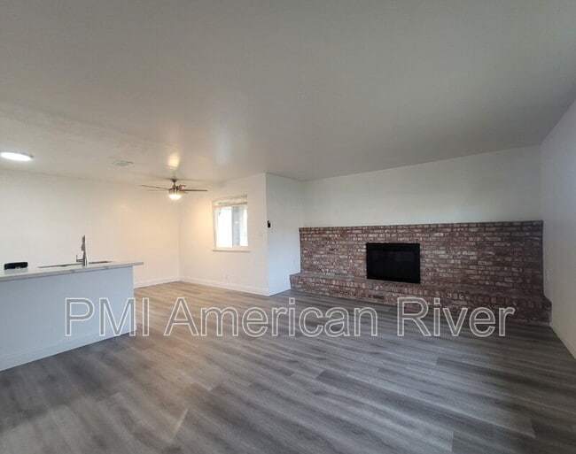 Building Photo - 2803 Norcade Cir