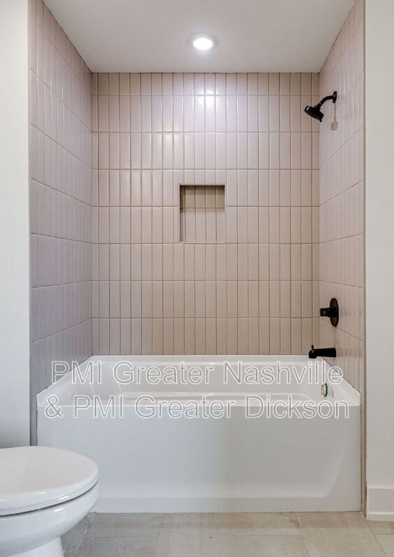 Building Photo - 537 Midnight Way