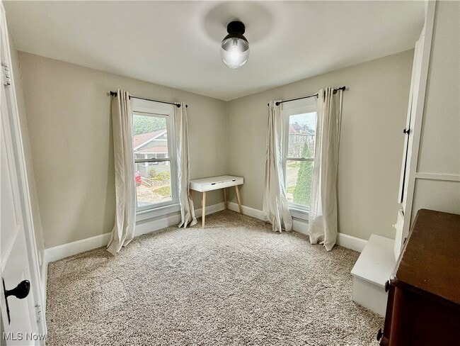 Building Photo - 1206 Foster Ave