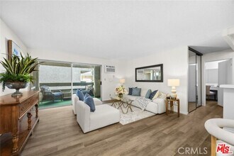 Building Photo - 360 S Euclid Ave