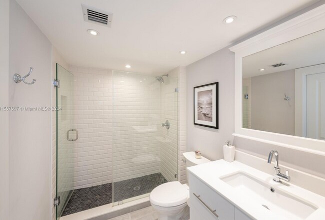 Building Photo - 90 Alton Rd