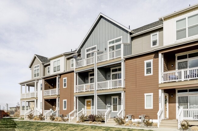 Primary Photo - 2862 S Galapago Ct