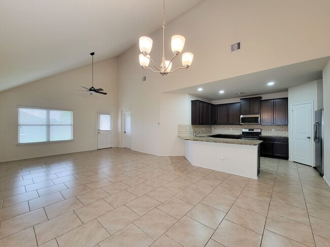 Building Photo - BRAND NEW  4 BEDROOM 2 BATH HOME IN KATY VENTANA LAKES