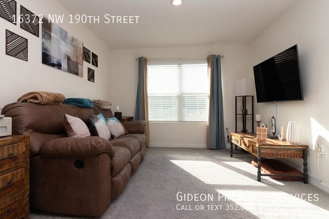 Building Photo - 16372 NW 190th St