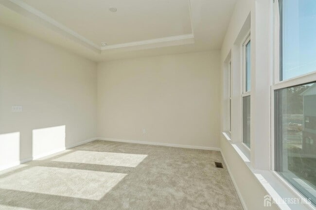 Building Photo - 103 Vaughn Dr