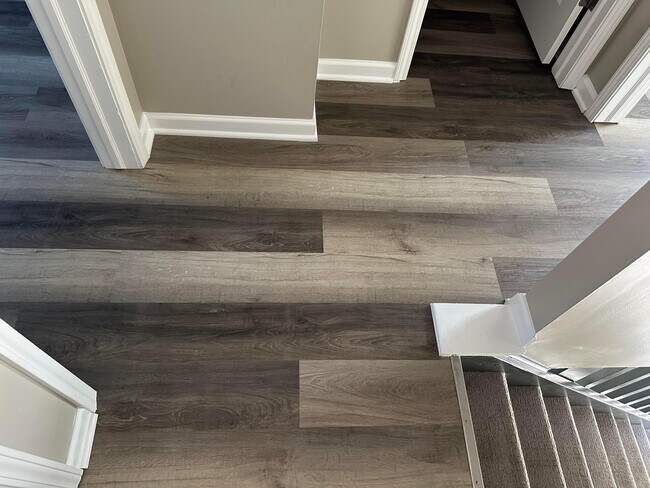 Building Photo - 7806 Barkwood Dr