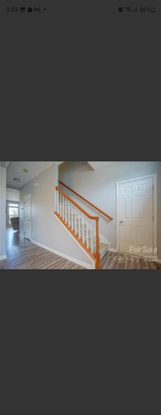 Building Photo - 4013 Holly Villa Cir