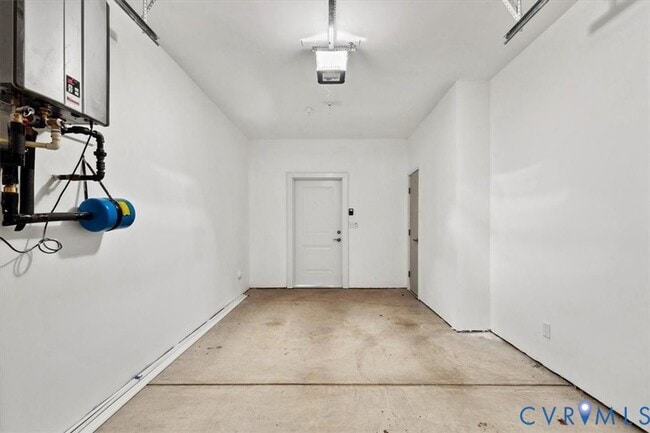 Building Photo - 1722 Old Brick Rd