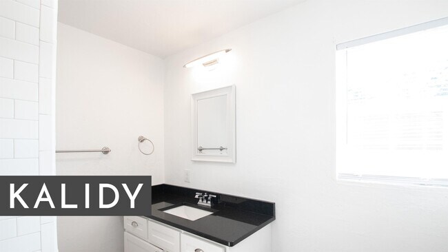 Building Photo - 5617 S Indian Meridian Rd