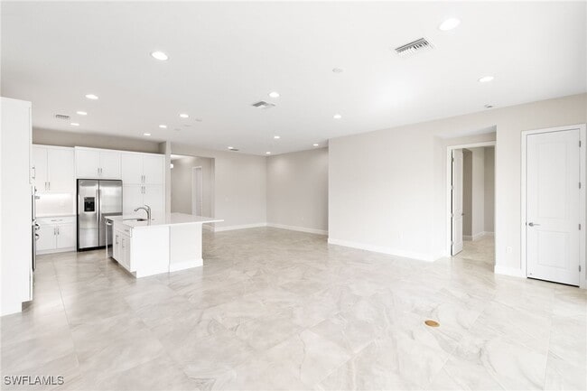 Building Photo - 21041 Teak Tree Ter