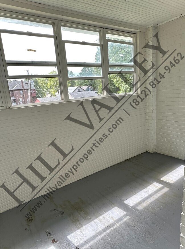 Building Photo - 429 Washington Ave