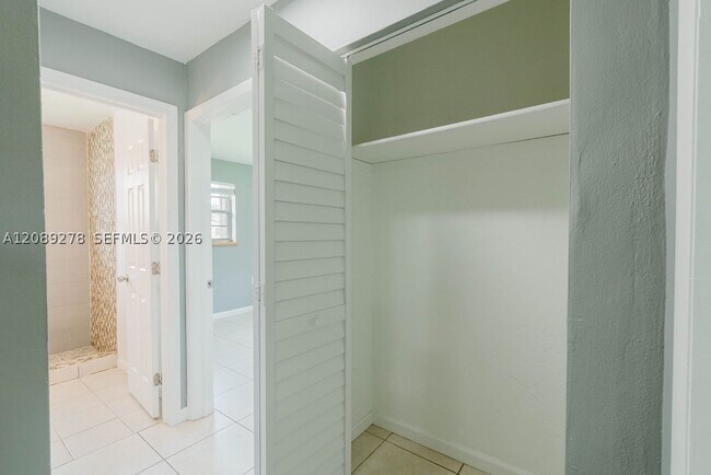Building Photo - 25513 SW 107th Ave