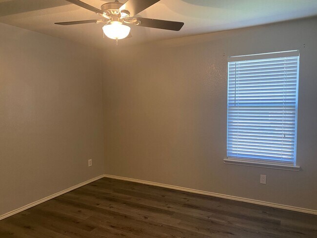 Building Photo - 209 Tripp Trail