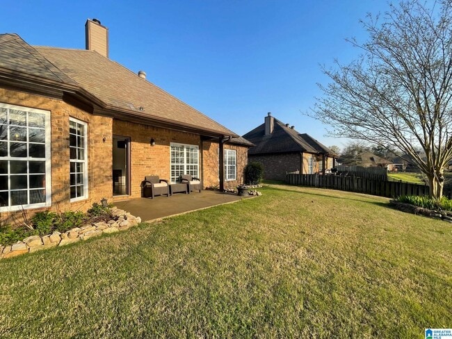 Building Photo - 295 Creekside Ln